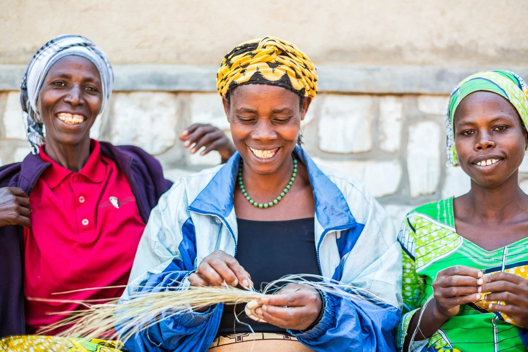RWANDA Pastel Green Trivet HOME 6 RWANDA Pastel Green Trivet HOME