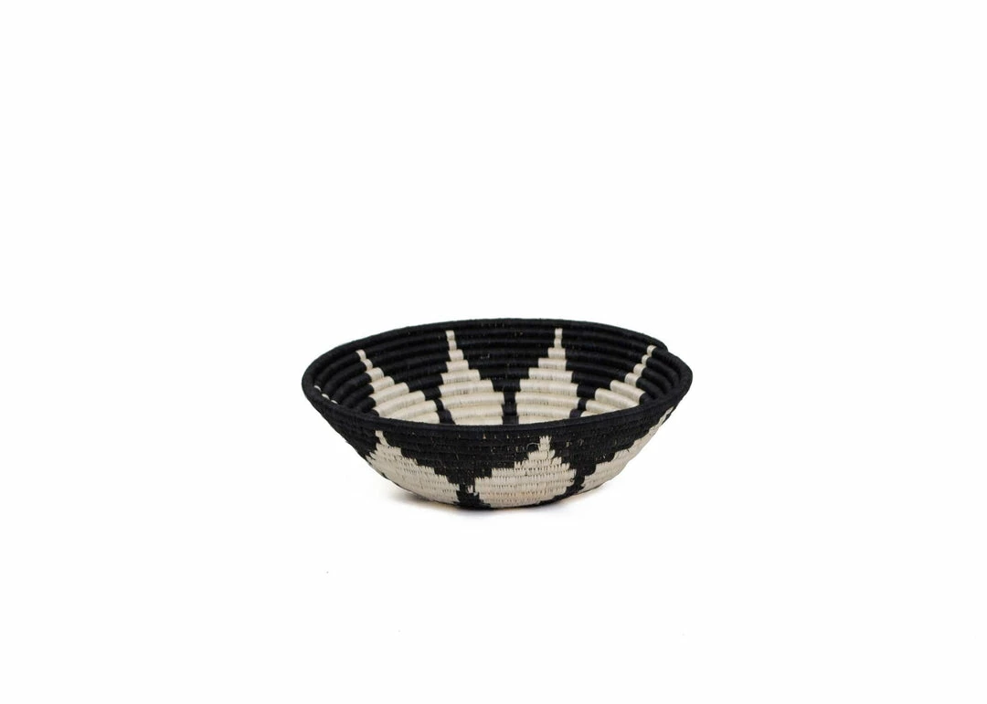 RWANDA HOME Medium Black Hope Round Basket 4 RWANDA HOME Medium Black Hope Round Basket