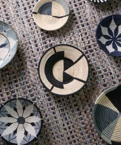 UGANDA Opal Gray Color Blocked Raffia Tray HOME 13 UGANDA Opal Gray Color Blocked Raffia Tray HOME