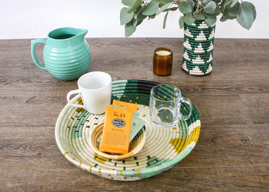 RWANDA Abstract Ivy Circular Tray 4 RWANDA Abstract Ivy Circular Tray