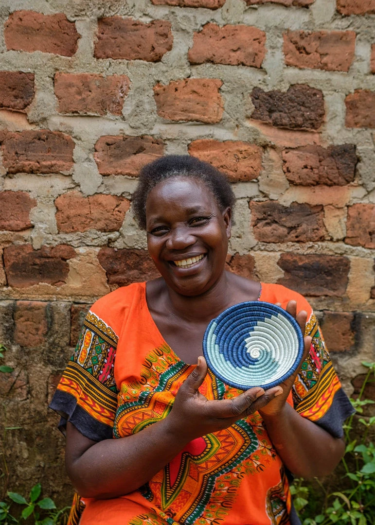 RWANDA 6" Small Silver Blue Unity Round Basket 6 RWANDA 6" Small Silver Blue Unity Round Basket