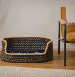 GHANA HOME Medium Multicolor Dashed Pet Bed