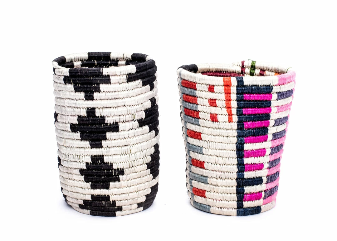 RWANDA HOME Tiny Black Vase / Pencil Holder 4 RWANDA HOME Tiny Black Vase / Pencil Holder