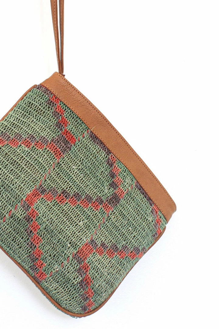 ARGENTINA Virginia Patterned Clutch 4 ARGENTINA Virginia Patterned Clutch